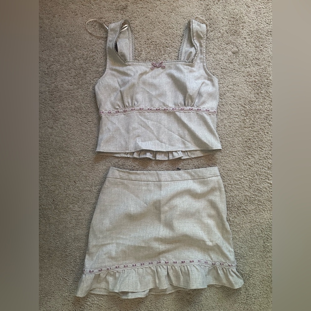 Cute two piece set with woven lace